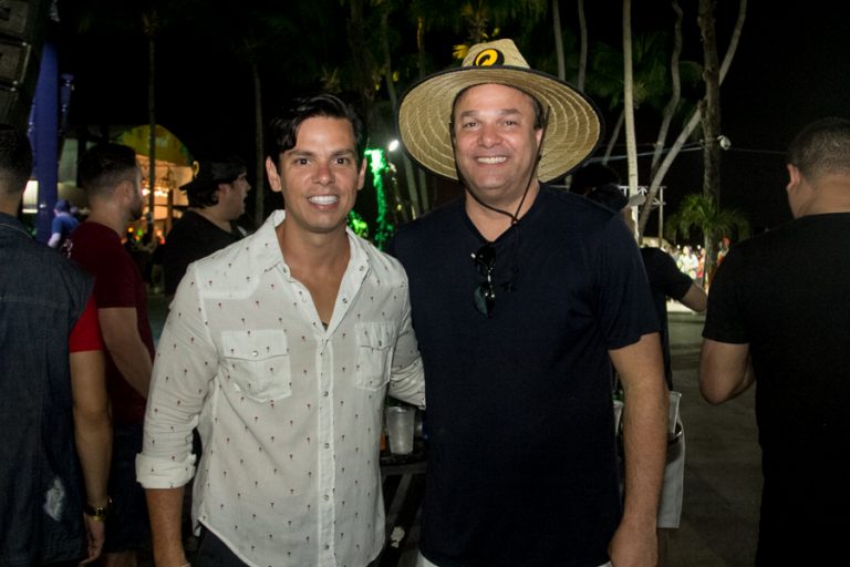 Iate Sunset celebra pré-réveillon