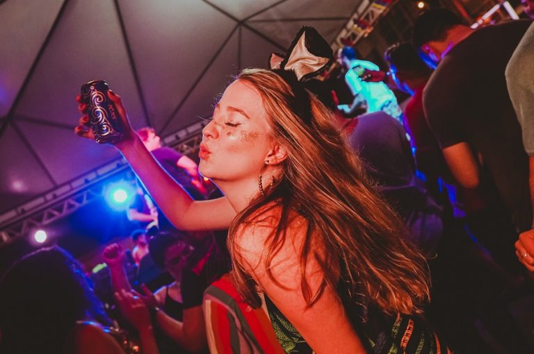 Pré Carnaval Arena de Iracema continua neste sábado com shows e DJs