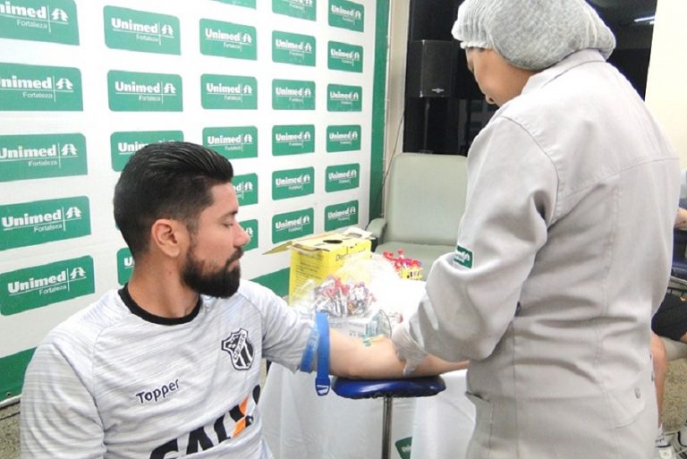 Jogadores do Ceará realizam check-up no Hospital da Unimed