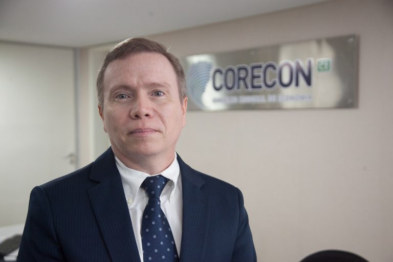 Corecon debate avanços e expectativas da saúde no combate à pandemia em live