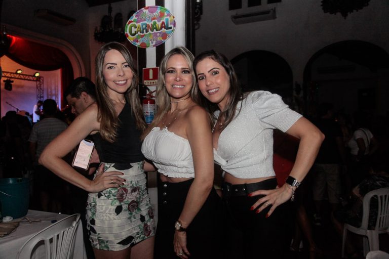 Encontro da Folia anima mais uma noite no Ideal Clube