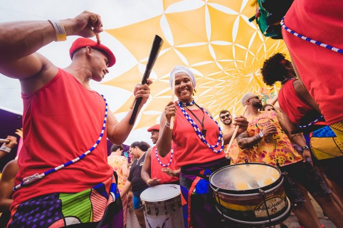 Foto Por Helena Yoshioka