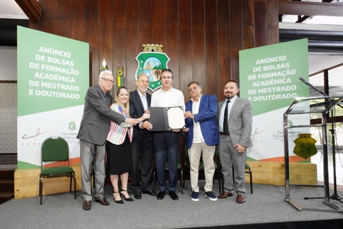 Anuncio De Bolsa   Governo Do Ceará