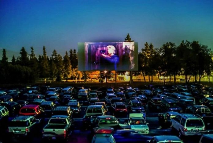 Cinema Drive In