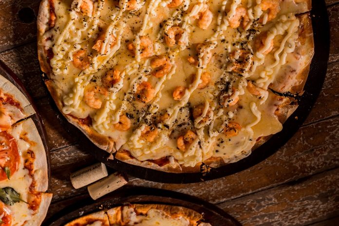 Pizza De Camarão Do Colosso