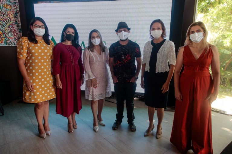 Robertha Arrais, Aline Ferreira Ana Lúcia Teixeira, Bráulio Bessa, Izolda Cela E Eliane Estrela