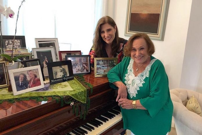 Beth Goulart E Nicette Bruno