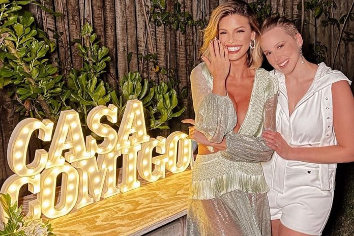 Vitória Strada E Marcella Rica