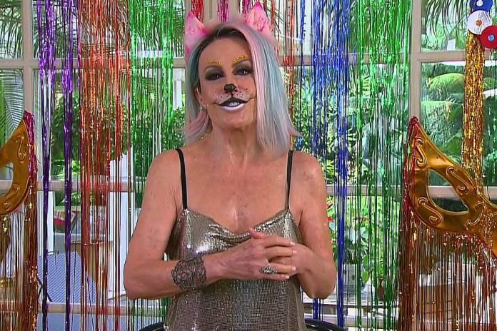 Ana Maria Braga Usa Maquiagem De Gato No Mais Você