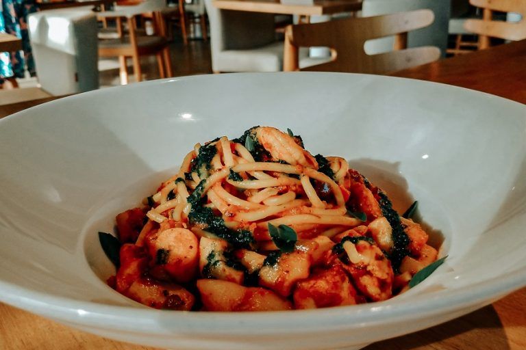 Espaguete Ao Molho Rústico De Tomate Com Frutos Do Mar   Zoi