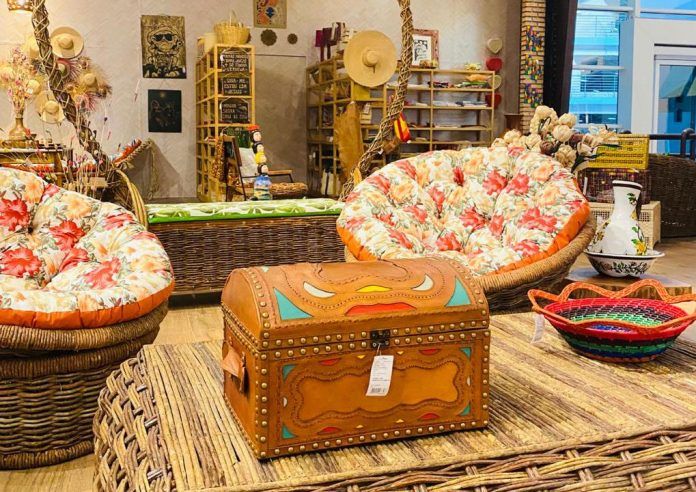 Exposição Feito A Mão