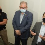 Igor Queiroz Barroso Doa Mil Bíblias Ao Projeto Livro Aberto (2)