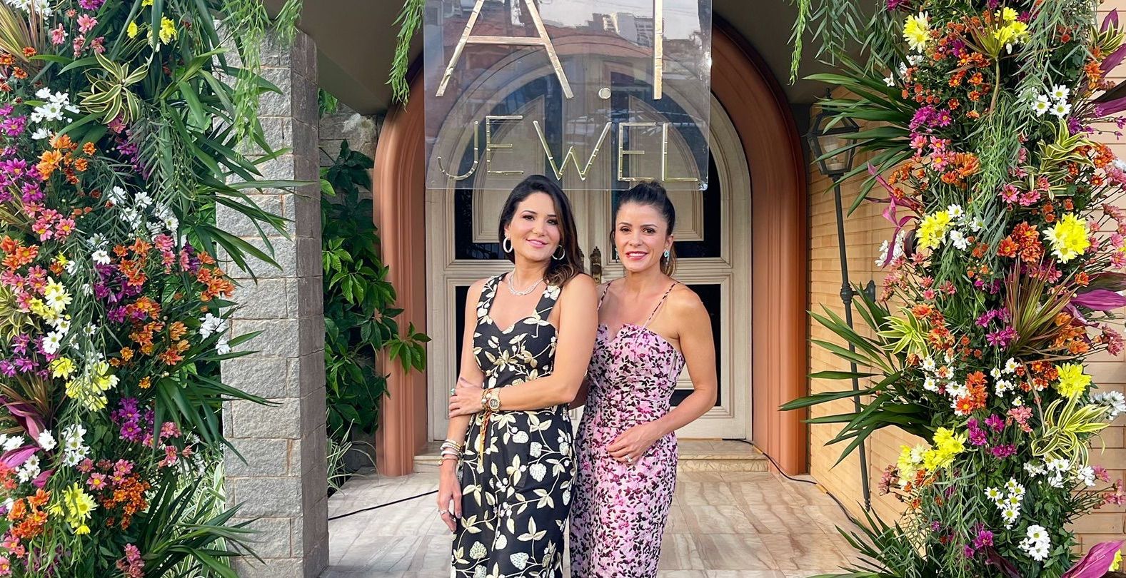 AT Jewel e Nathalia Nogueira promovem picnic para apresentar novas