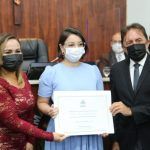 Alane Pinto Recebe Homenagem Das Mãos Dos Vereadores Ana Paula E Adahil Junior