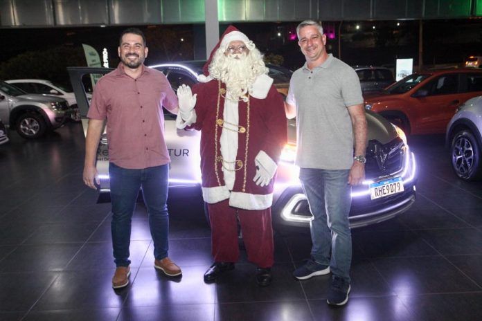 Alex Moura, Papai Noel E Alexandre Leão (2)
