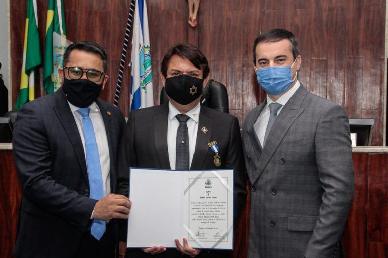 Márcio Martins, Tarcísio Porto R Capitão Wagner