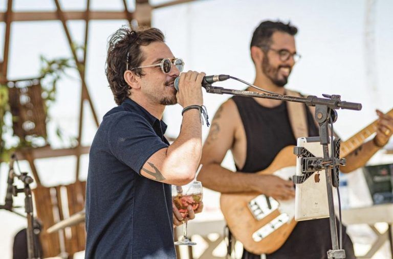 563706EC 1BFA 409F 8028 E2CA9679D071