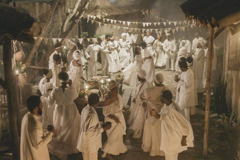 164383722761faf72b87896_1643837227_3x2_lg