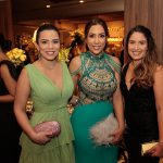 Isabelle Alves, Cris Costa E Vitória Yalleas