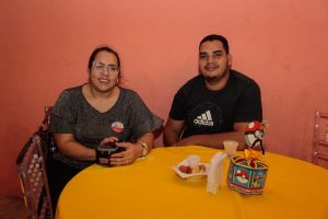 Veronica Araujo E Junior Martins