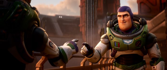 Wallpapersden.com_lightyear 4k New 2022 Movie_2560x1080