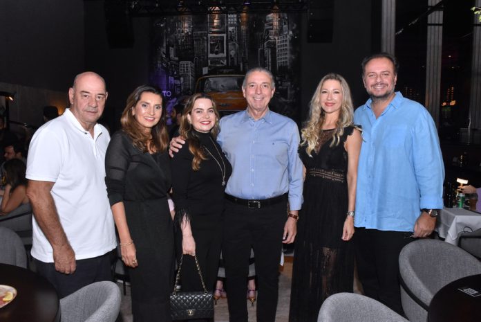 Fernando E Marcia Travessoni,Danielle E Afranio Barreira, E Carmem Rangel E Adriano Nogueira