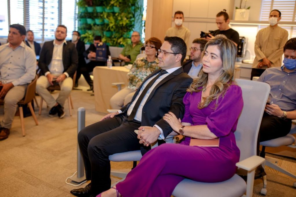 Nazareno Lima E Venísia Ferreira