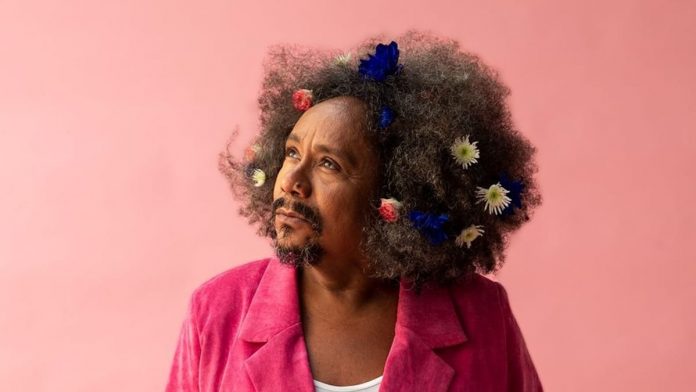 Chico Cesar Acaba De Lancar Seu Mais Novo Album Vestido De Amor Com Direito A Videoclipe Afb32721 6010 44ad B225 2b8ee2abc0a3