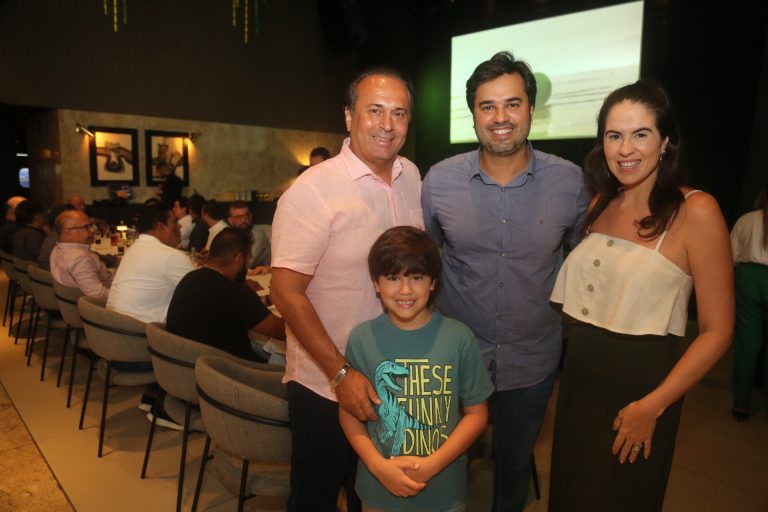 Serginho, Serginho, João E Amanda Miranda