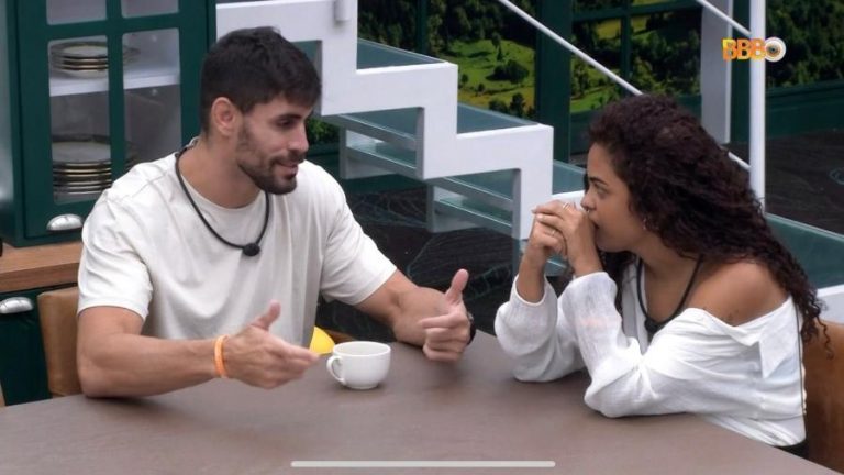 Bbb 23 Cara De Sapato Fala Com Paula Sobre Pegadinha 1674676956603_v2_900x506
