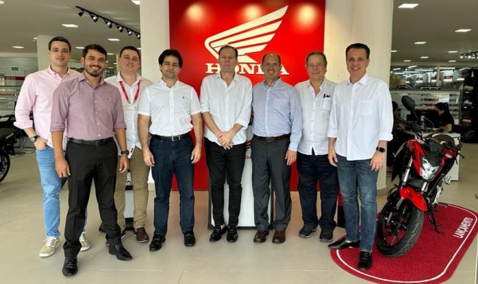 André Azevedo, Leandro Da Silva, Tiago Bastos, Adriano Ventura, Júlio Ventura, Marcelo Langrafe, Francisco Ventura E Leonardo Dall’Olio