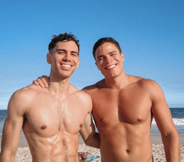 CC790892 4B52 440E B7BD E9BC9A2131C8