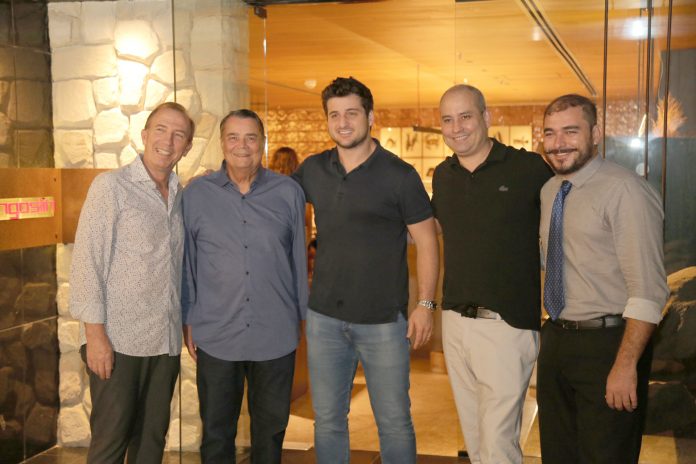 Philippe Godefroit, Dionisio Barsi, Omar Macedo, André Linheiro E Eugênio Ferreira