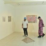 Foto De Falcão Junior Artista Diego De Santos Ao Lado Do Curador Lucas Dilacerda (1)