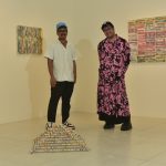 Foto De Falcão Junior Artista Diego De Santos Ao Lado Do Curador Lucas Dilacerda (2)