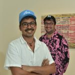 Foto De Falcão Junior Artista Diego De Santos Ao Lado Do Curador Lucas Dilacerda (3)