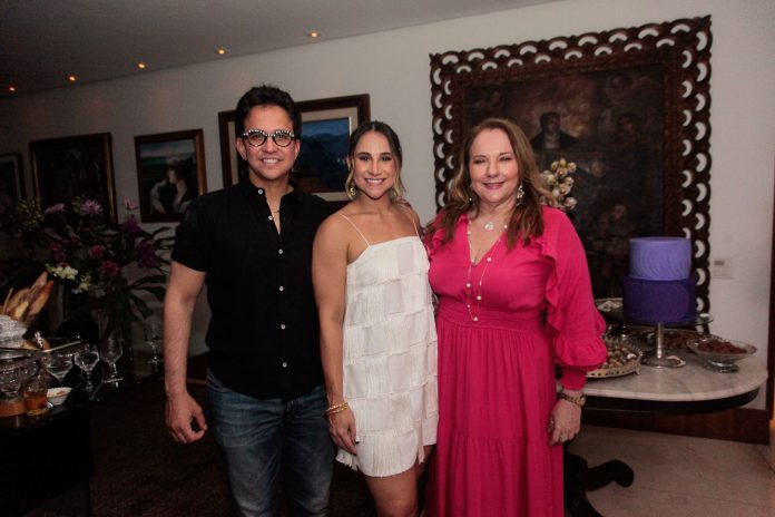 Panta Neto, Roberta Fernandes E Luiziane Cavalcante