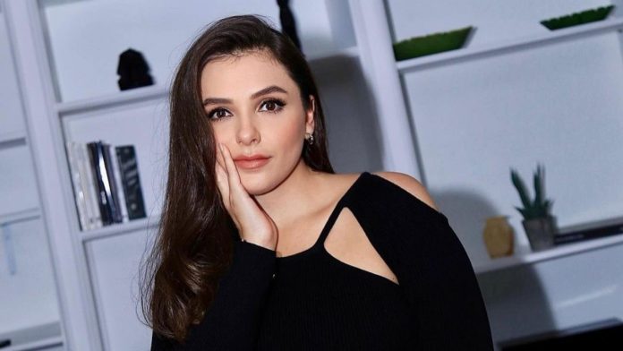 Monica Iozzi Deixa Elenco Novela Globo Problemas Saude_5010