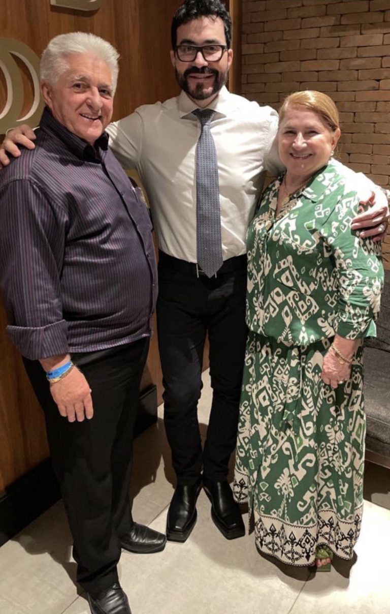 F1267CD1 F18B 4786 9CE5 A33B35BD9652