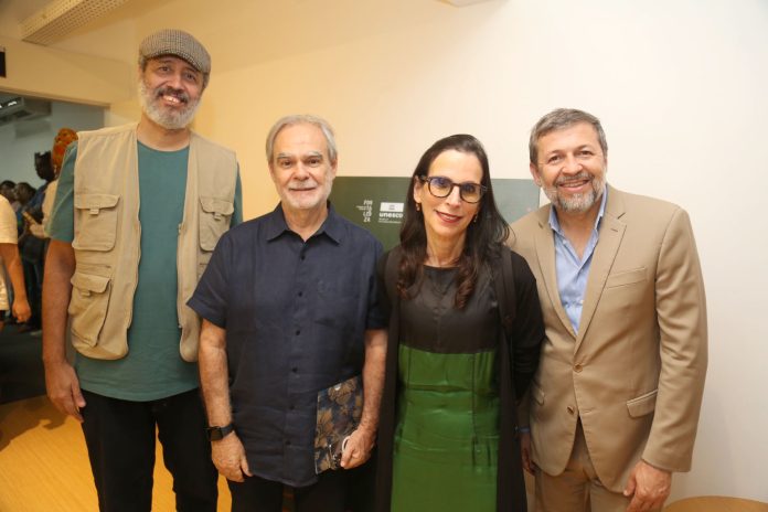 Flávio Gomes, Max Perlingeiro, Lilia M Schwarcz E Elcio Batista (1)