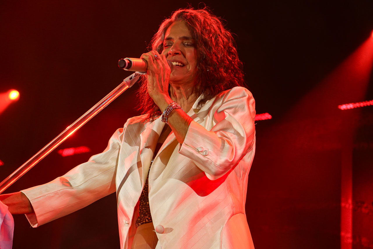Simone Apresenta Show Da Turnê “Tô Voltando” No Iguatemi Hall (6)