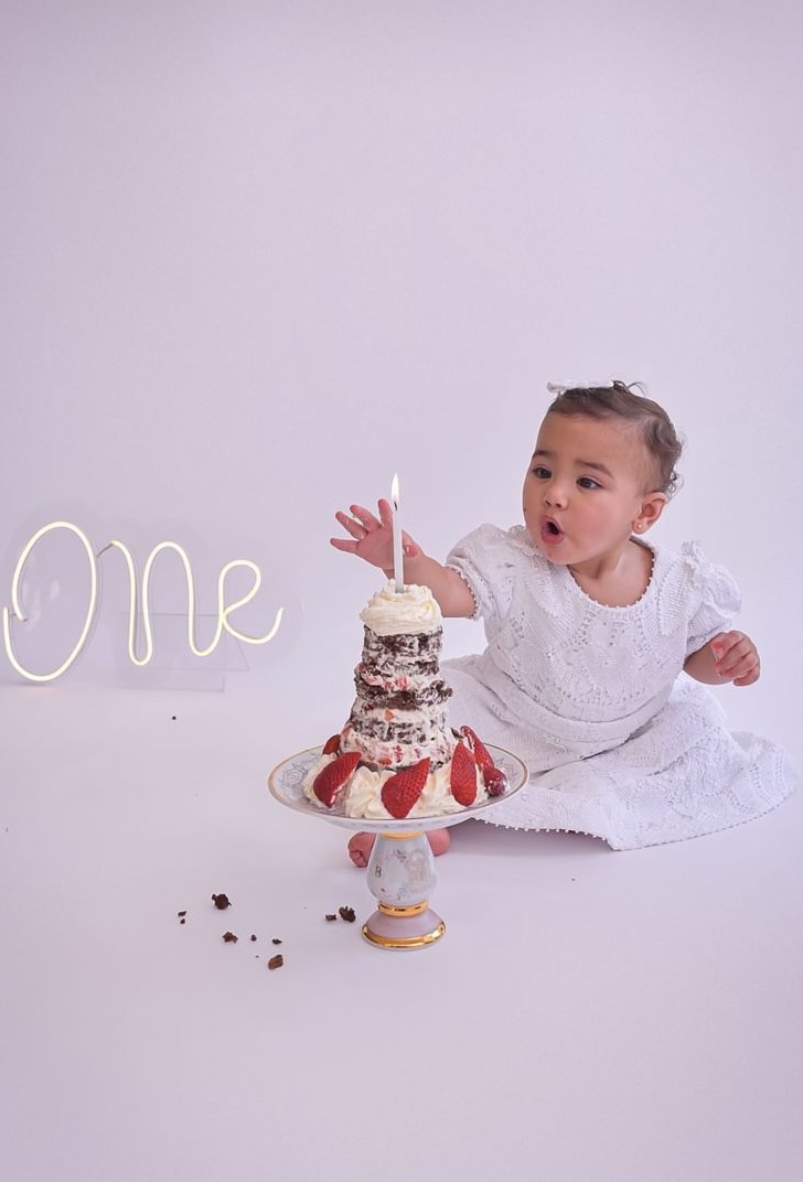 1 Ano De Mavie 2