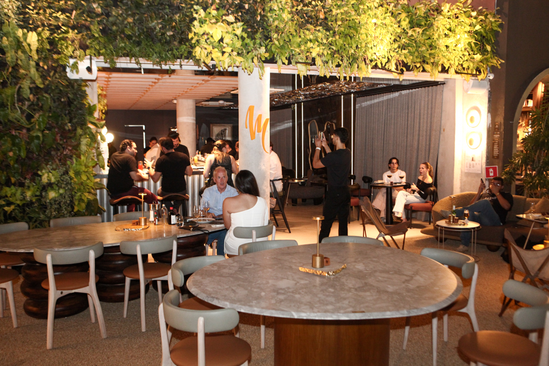 Moleska Listening Bar (58)