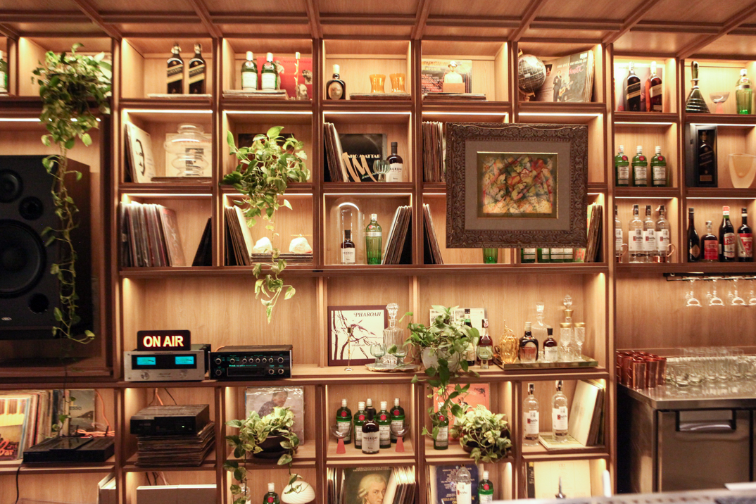 Moleska Listening Bar (9)
