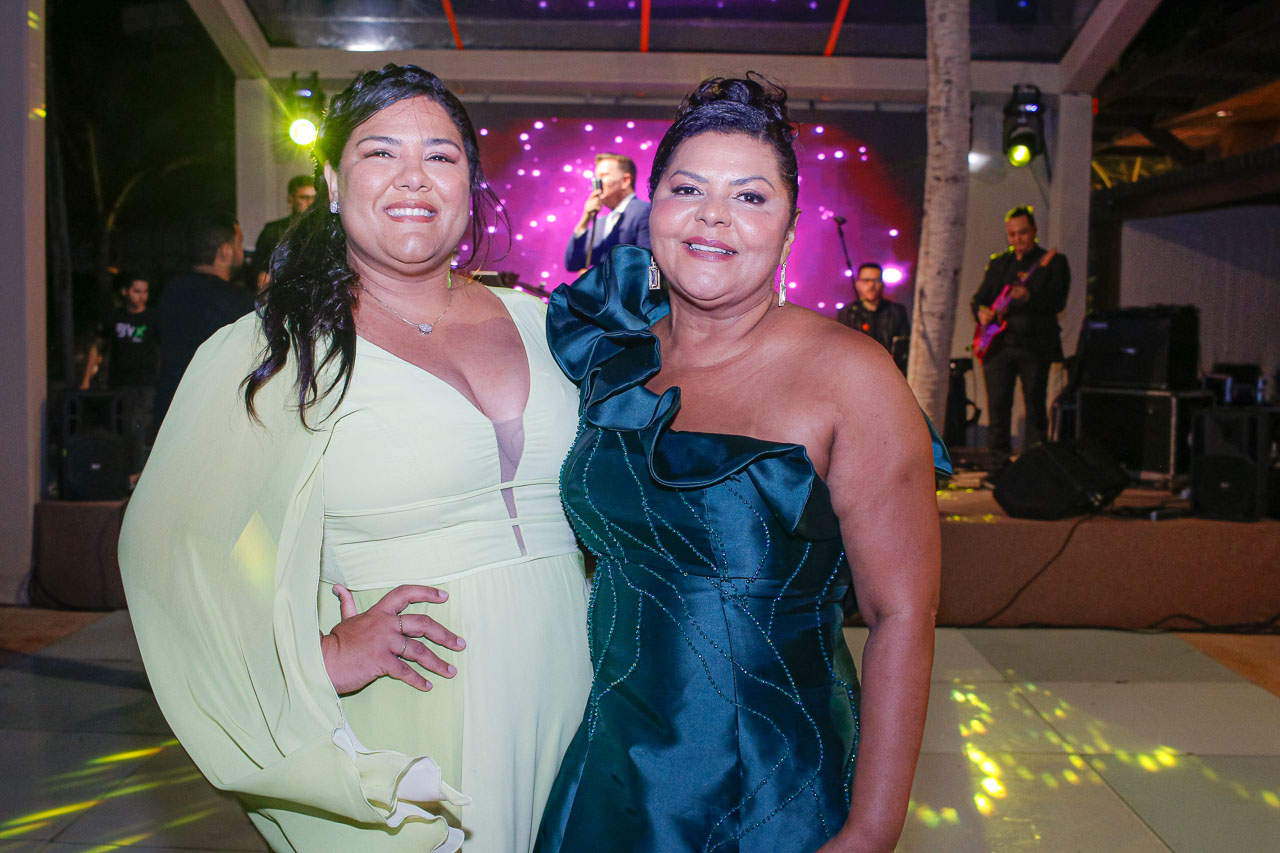 Vanessa E Franciene Dantas