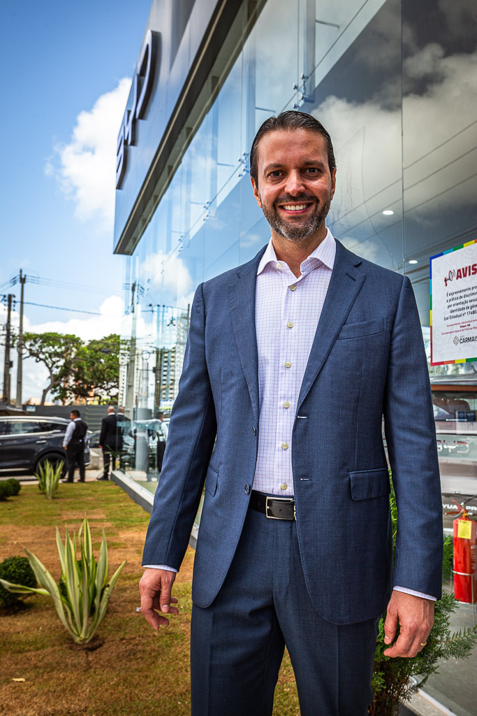 Grupo Carmais Reúne Convidados Para Apresentar Nova Loja BYD Carmais 0700