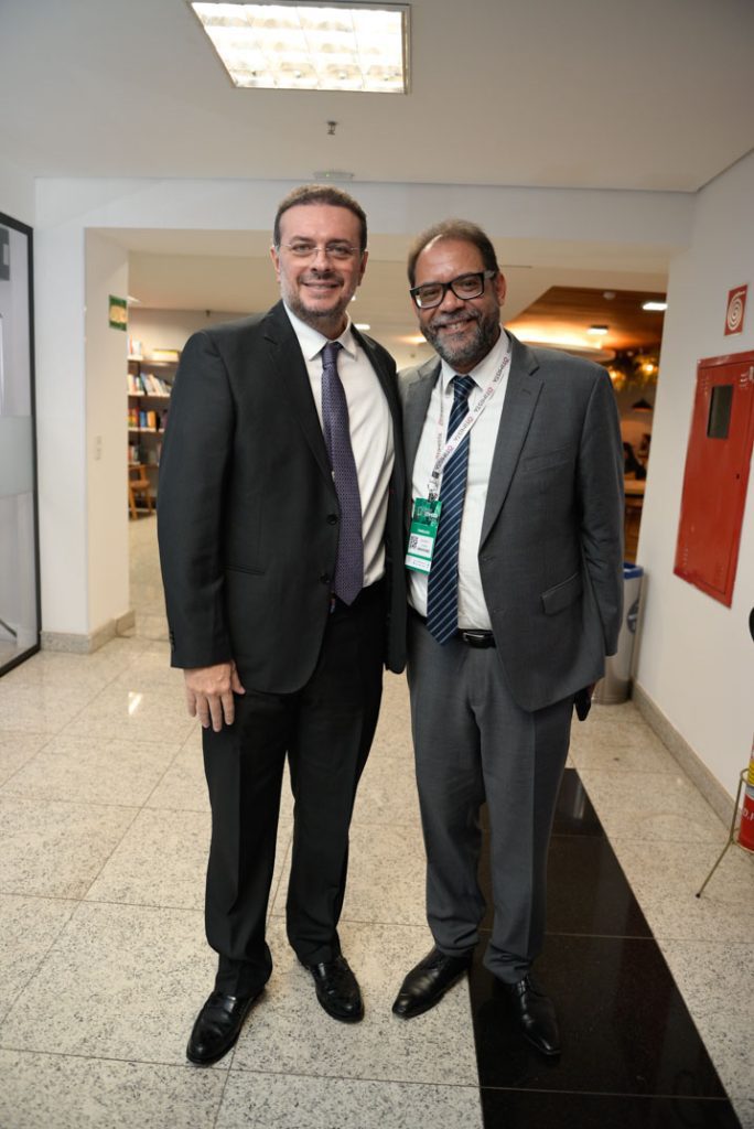 Adriano Nogueira E Mauricio Juvenal
