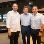 CEO Mercedes Benz Ronal Koning Visita Newland 9147