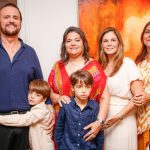 Camila Câmara Reúne Amigos Para Festa De Aniversário à Beira Mar