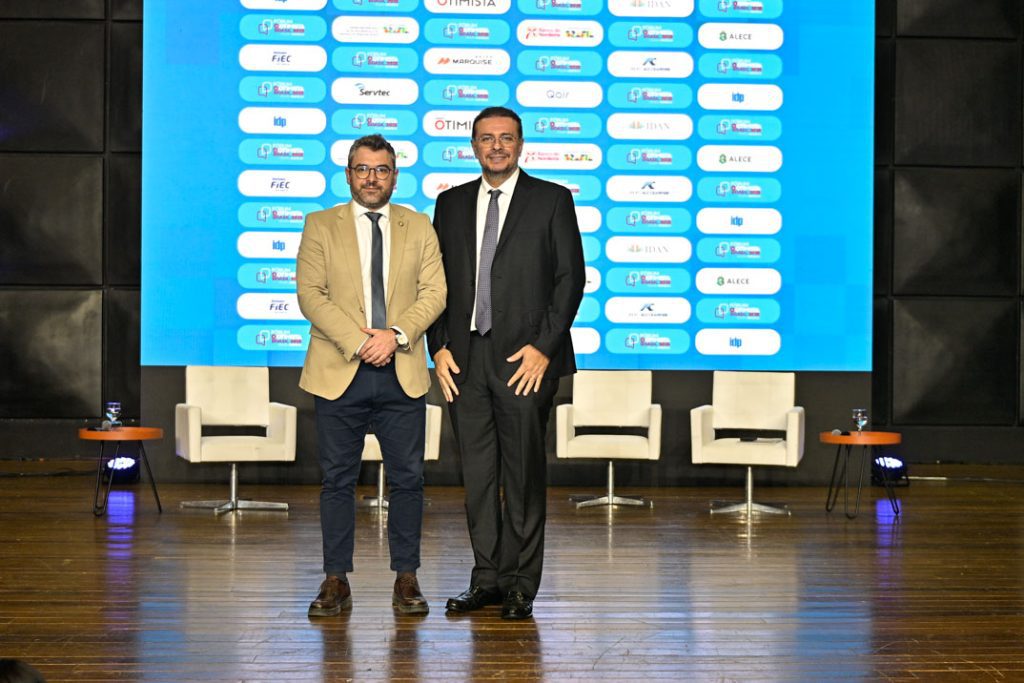 Gregorio Durlo Grisa   Secretario Executivo Adjunto Do Ministerio Da Educacao (MEC), E Adriano Nogueira   Presidente Do Grupo Otimista de Comunicacao